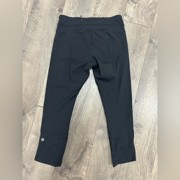 Lululemon Crop Leggings - Picture 4 of 5